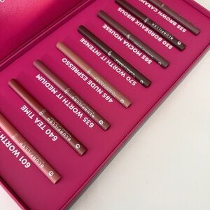 L’Oréal Paris Blurfiller Selection Box. 8 colors